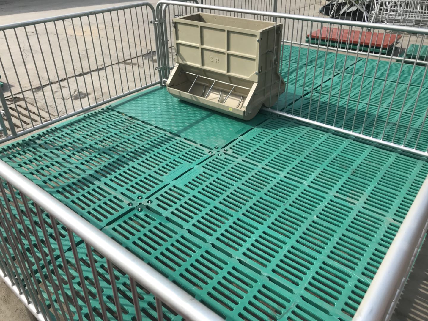 為什么復(fù)合漏糞板如此受歡迎？